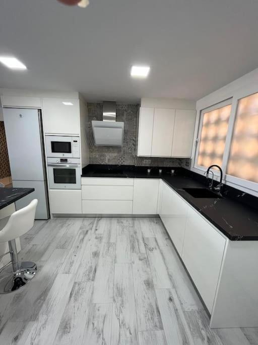 Luxury Apartarment In Marineta Apartamento *